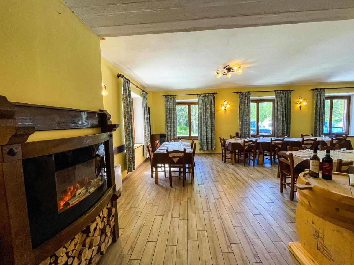 Hotel Al Sasso Di Stria Andraz Εξωτερικό φωτογραφία