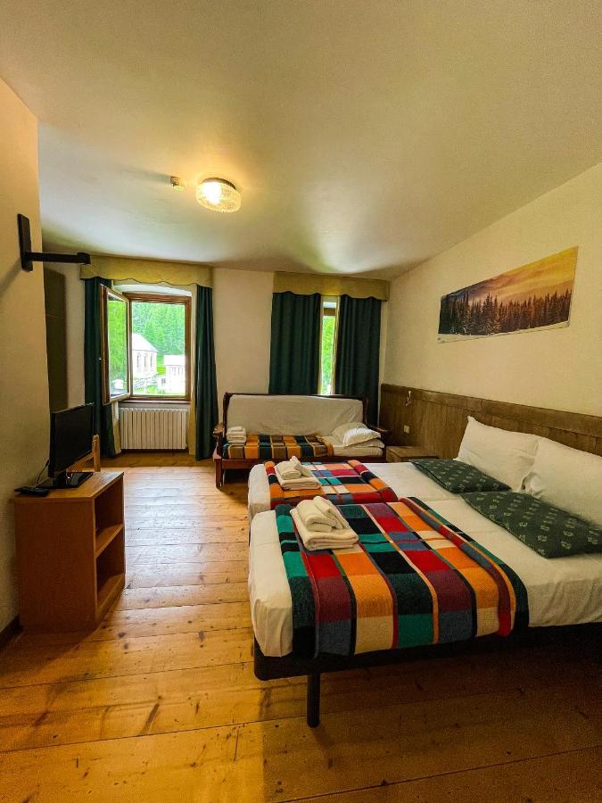 Hotel Al Sasso Di Stria Andraz Εξωτερικό φωτογραφία
